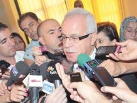 Grine insiste sur la part des médias