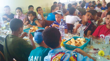 348 مطعم بتيارت يقدم وجبات باردة و خبز يابس