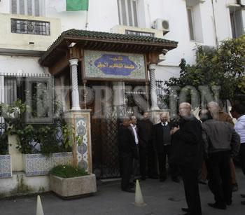 Saâdani poursuit sa purge