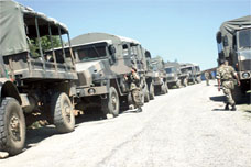 Du matériel de guerre, des munitions et des documents subversifs récupérés