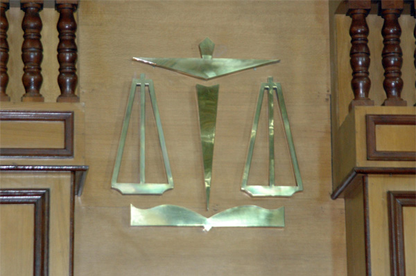 مواطن من المسيلة يعرض ولديه للبيع للتخلص من ديونه