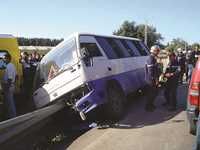 Accidents de bus et de taxis