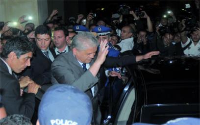 Les policiers campent sur leur position malgré les promesses