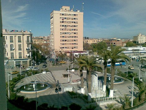 فنان كوميدي يقتل أخته وابنتها بالتبني بسيدي بلعباس