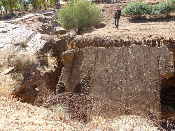 والي تلمسان يقف على سجن التعذيب ببني سنوس