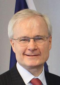 La priorité de Paris est axée sur l'économie