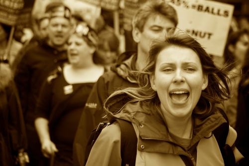 إضطهاد المرأة العاملة ينتقل إلى ألمانيا,,