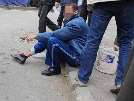 شابان يعتديان على شرطي بوادي ارهيو في غليزان