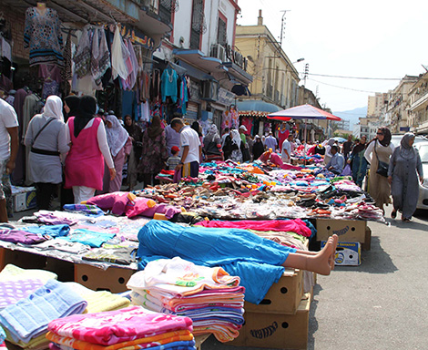 والي العاصمة يفشل في القضاء على التجارة الموازية رغم استنزاف الملايير