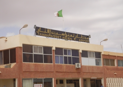 انفجار في طائرة ألمانية لحظة إقلاعها من مطار تمنراست