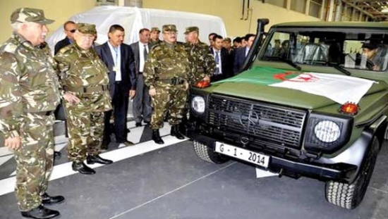 الفريق أحمد ڤايد صالح يدشن مصنع السيارات «مرسيدس بنز» بتيارت