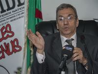 Il avait prévu une chute importante du prix du pétrole