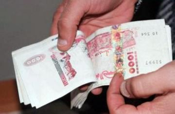 امن سكيكدة يطيح بمروج الاوراق النقدية المزورة بسكيكدة