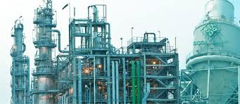 متقاعدو شركة البتروكيمياء بسكيكدة يهددون باللجوء إلى القضاء