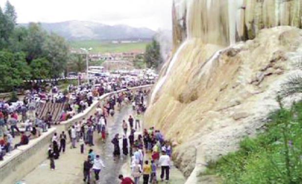 الاستحمام في ڤالمة والمبيت في عنابة