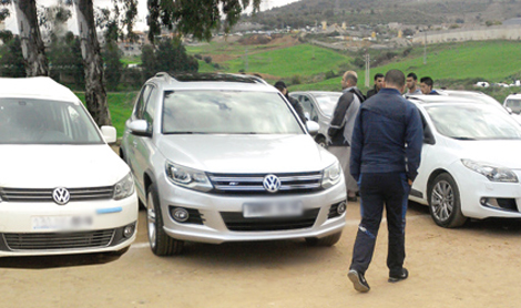 جامعية تقود عصابة لسرقة السيارات الفخمة ببومرداس