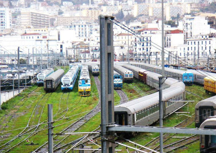 إضراب مفاجئ لعمال السكك الحديدية بالعاصمة