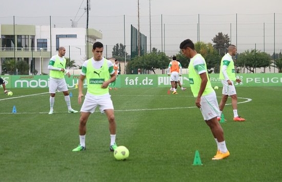 دوخة يحدث طوارئ في معسكر الخضر بعد إصابته.. وبونجاح يبهر غوركوف