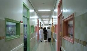 سكان حي الورود بلدية الدار البيضاء ينتظرون الشروع في إنجاز قاعة العلاج