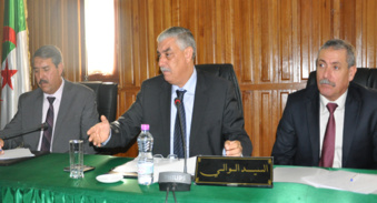 80 MAIRES DE 7 WILAYAS EN FORMATION A MOSTAGANEM