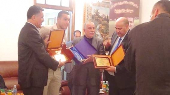 والي قالمة يكرّم زياية وحمّار