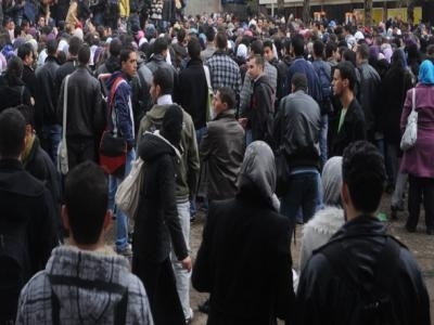 الطلبة يحتجون بالمركز الجامعي بتيبازة ويغلقون مدخل القطب الجامعي بالقليعة