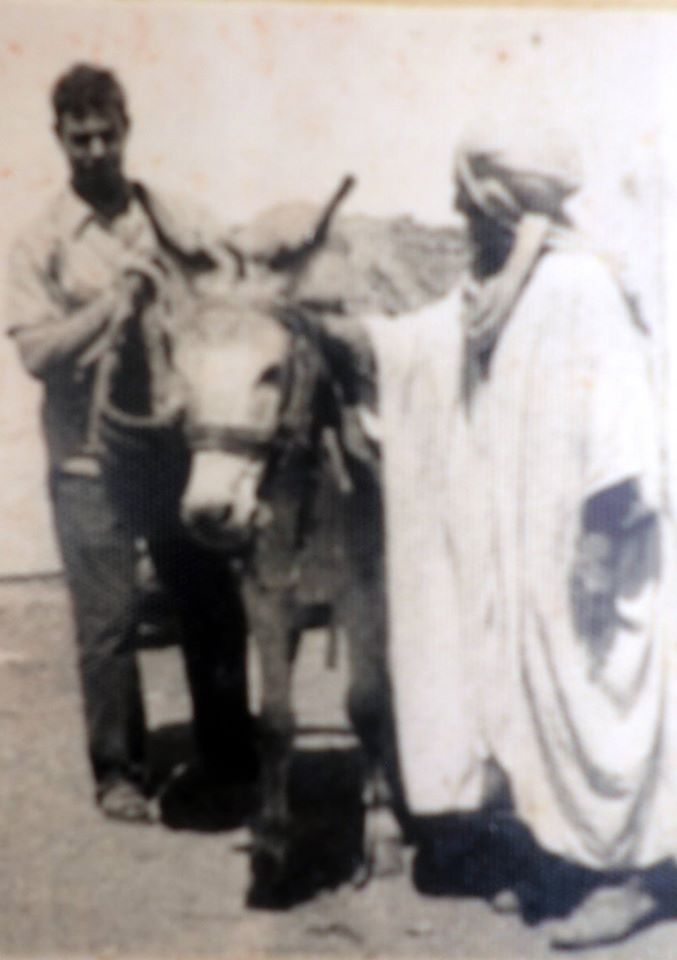 le vieillard et l’âne roux