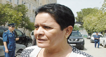 La ministre de l'aménagement du territoire se réunit avec cinq walis à Tiaret