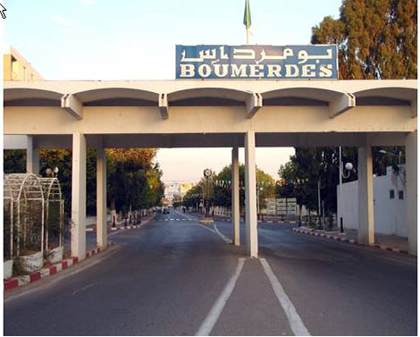 والي بومرداس ينقل على جناح السرعة إلى مستشفى تيزي وزو