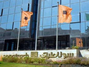 100 عامل بشركة 