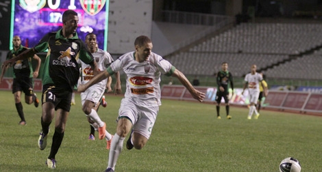 مواجهتان ناريتان بين السنافير والعميد.. ومولودية بجاية وشبيبة الساورة