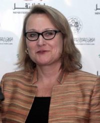 L'ambassadeur des Etats-Unis intéressé par le centre anti-cancer