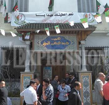 Le projet du FLN rejeté par tous les partis