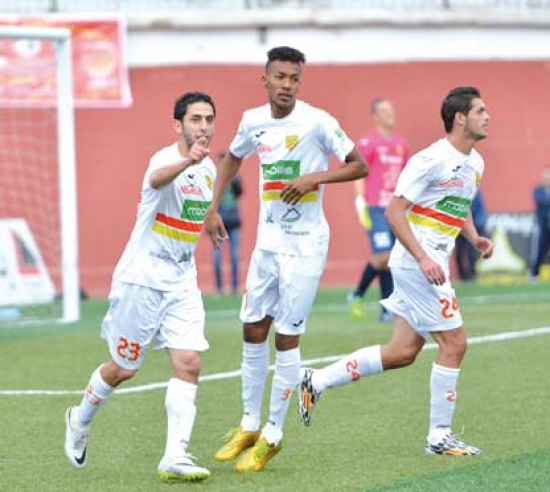 القمة في بجاية بين المولودية المحلية وشبيبة الساورة