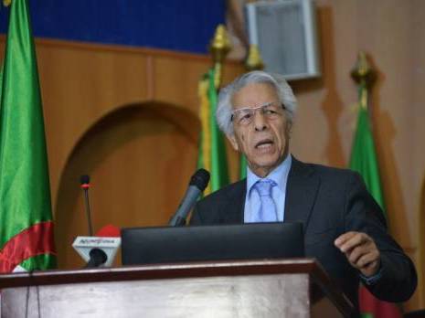 Le pouvoir interdit une conférence de Mouloud Hamrouche à Sidi Bel Abbès