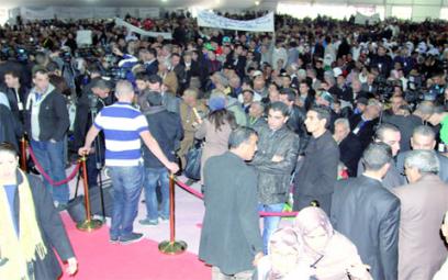 Des partis appuient la révision constitutionnelle