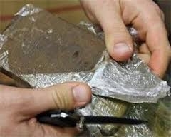 سكان تيجلابين ببومرداس تحت رحمة السرقة والاعتداءات بعد الإنتشار الرهيب للمخدرات والمهلوسات في أوساط الشباب