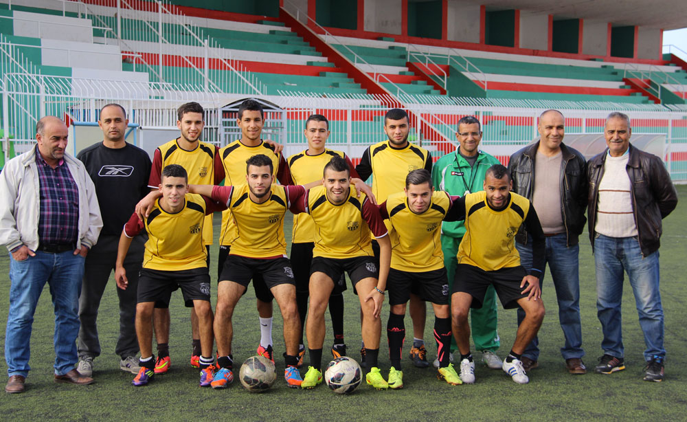 اتحاد مستغانم ....حافلة معطلة ومقر مجهول  