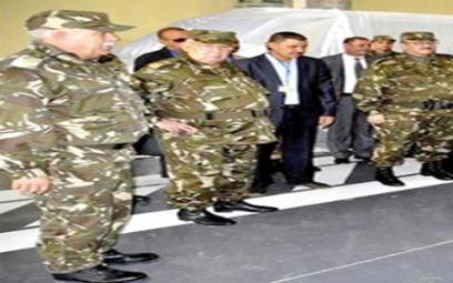 Gaïd Salah salue les efforts dans la lutte contre le terrorisme