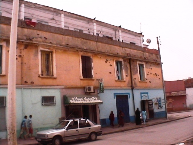 Action musclée des gardes mobiles envers les groupes de l'OAS