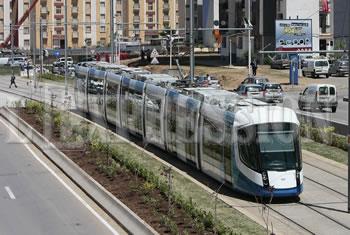 La moitié des usagers sont des resquilleurs