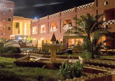 Des milliers d'Algériens réveillonnent ailleurs