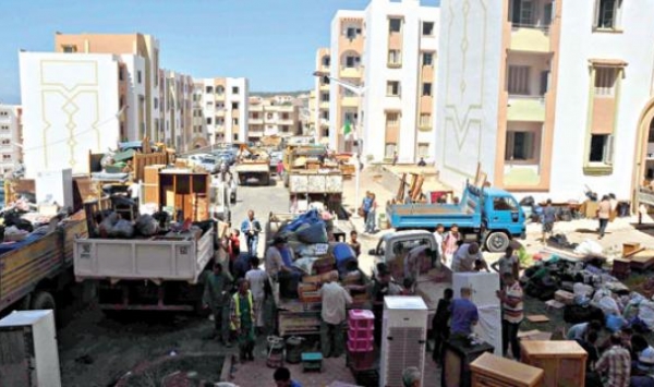 محتجون يغلقون مقري بلدية ودائرة الحمادية ببرج بوعريريج