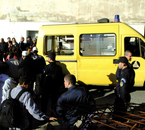 شاب يقتل والدته وشقيقته بضربات سيف ليلة رأس السنة بباتنة