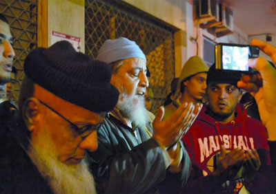 Le président Bouteflika réaffirme au président Abbas le soutien «indéfectible» de l'Algérie au peuple palestinien