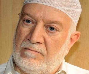 المنشد الأردني محمود الترمذي يوقع حفلا في بسكرة