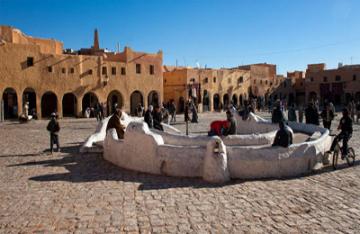 عنف في مواجهات بعد اقتحام غرباء لثانوية بغرداية