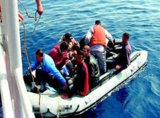 Vingt-trois Harraga secourus au large d'Oran