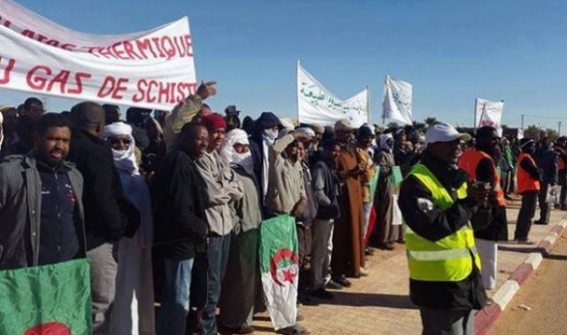 تواصل الاحتجاج ضد الغاز الصخري بتمنراست