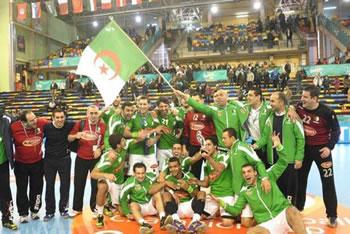 La petite balle algérienne en constants progrès